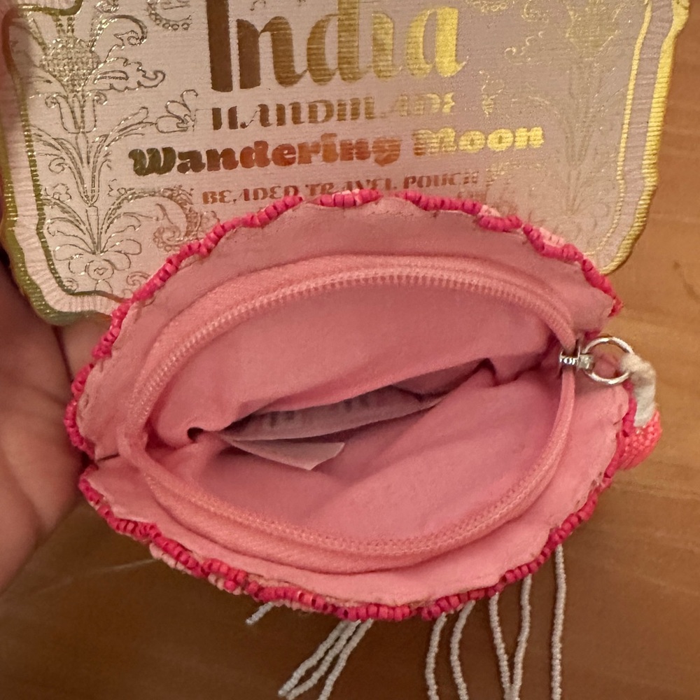 Pink Beaded Shell Pouch - Picture 3 of 3